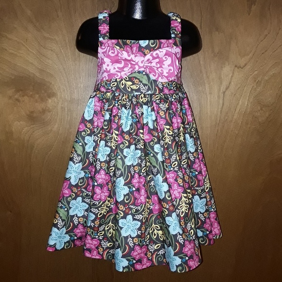 NWOT summer fun dress sizes 2, 4, 8 - Picture 2 of 7